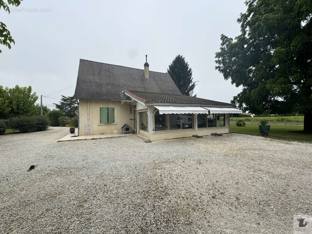 Vente en viager occupé VENTE A TERMES : 15 ans - photo 2