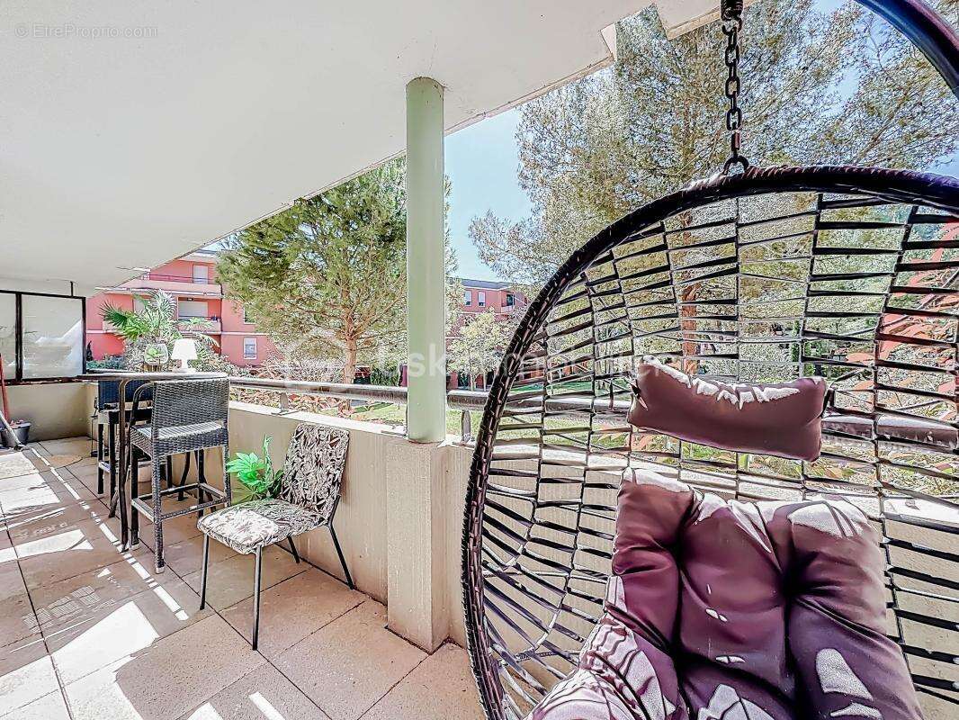*** Magnifique Appartement T3 de 61m2 avec grande terrasse et garage à Montpellier Ovalie *** - photo 2