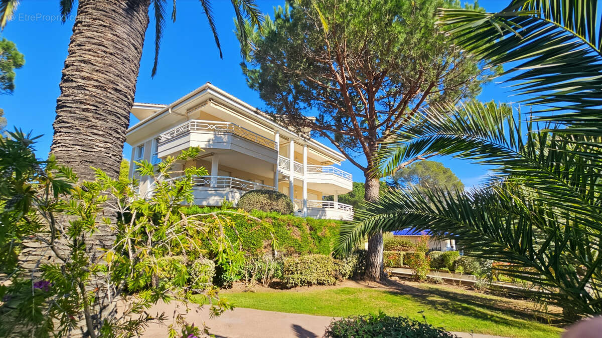 Appartement à SAINT-RAPHAEL