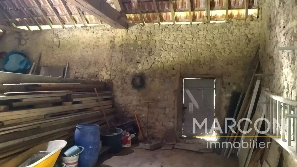 Maison à AUGERES