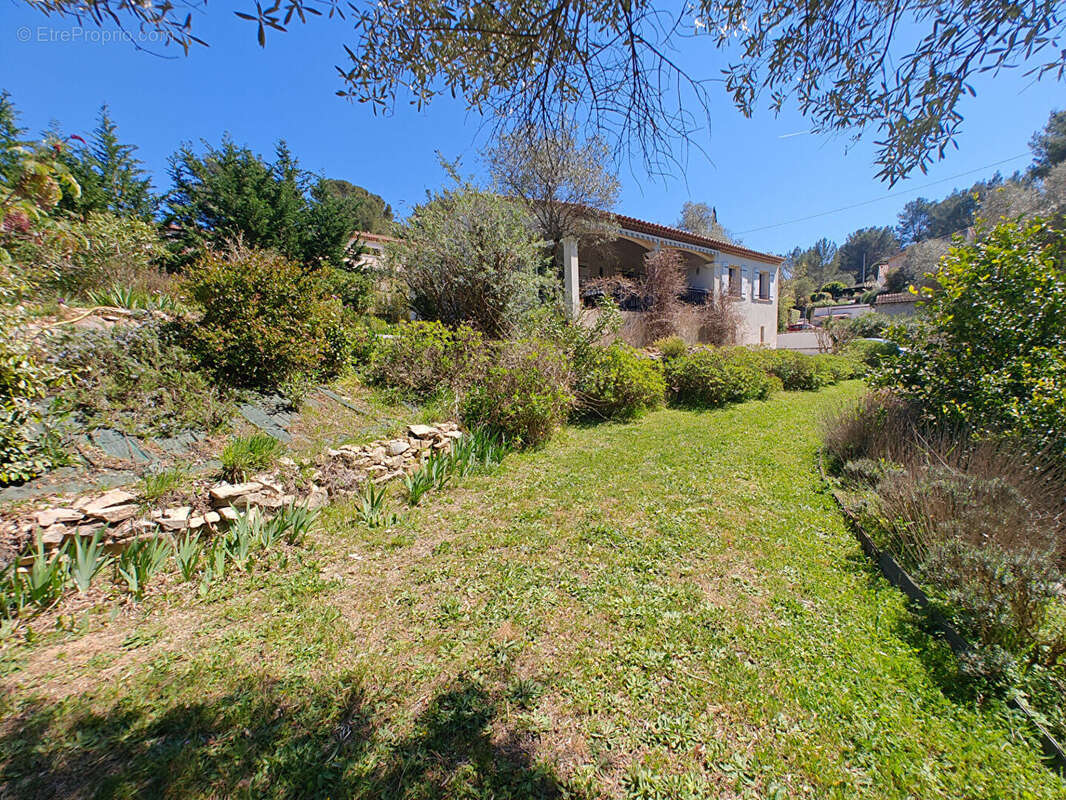 Maison à LA VALETTE-DU-VAR