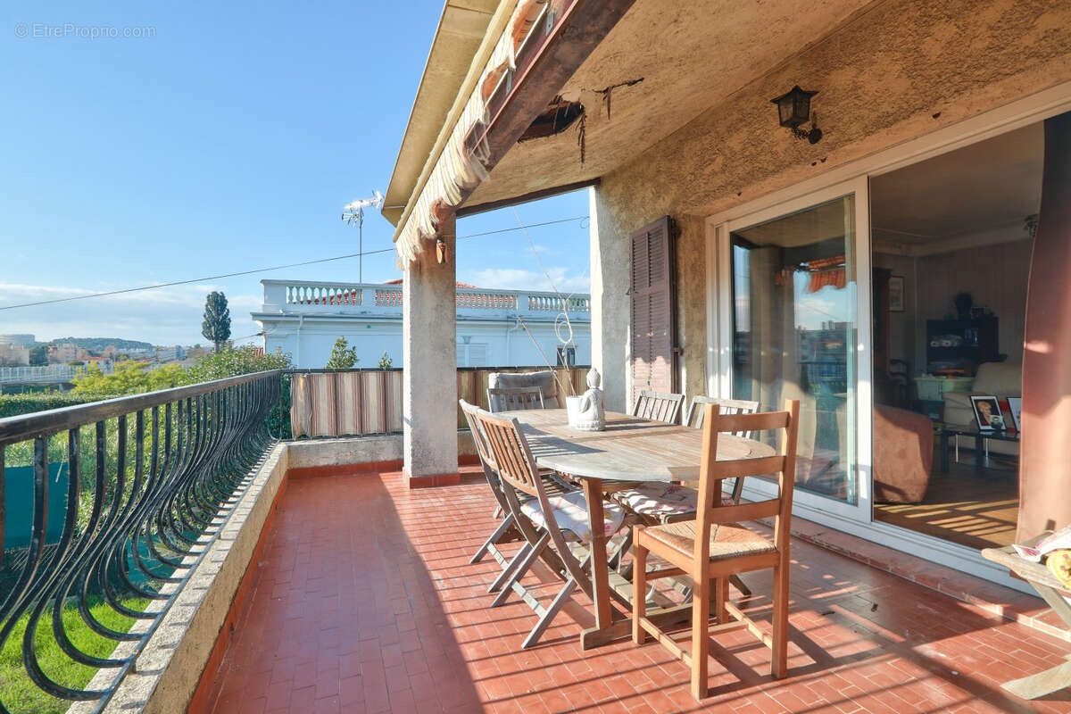 Maison à CAGNES-SUR-MER