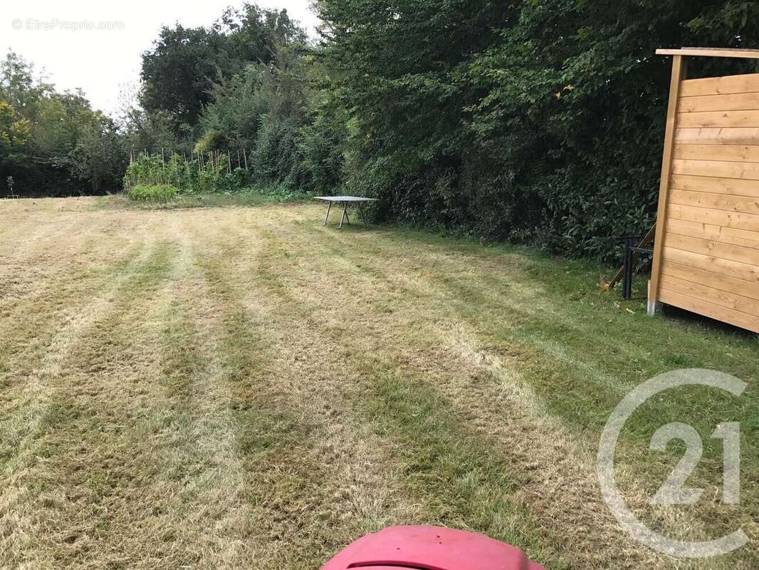 Terrain à SAINT-MARD