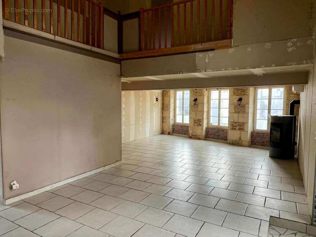 Maison 124 m² à Mazeray  - photo 3