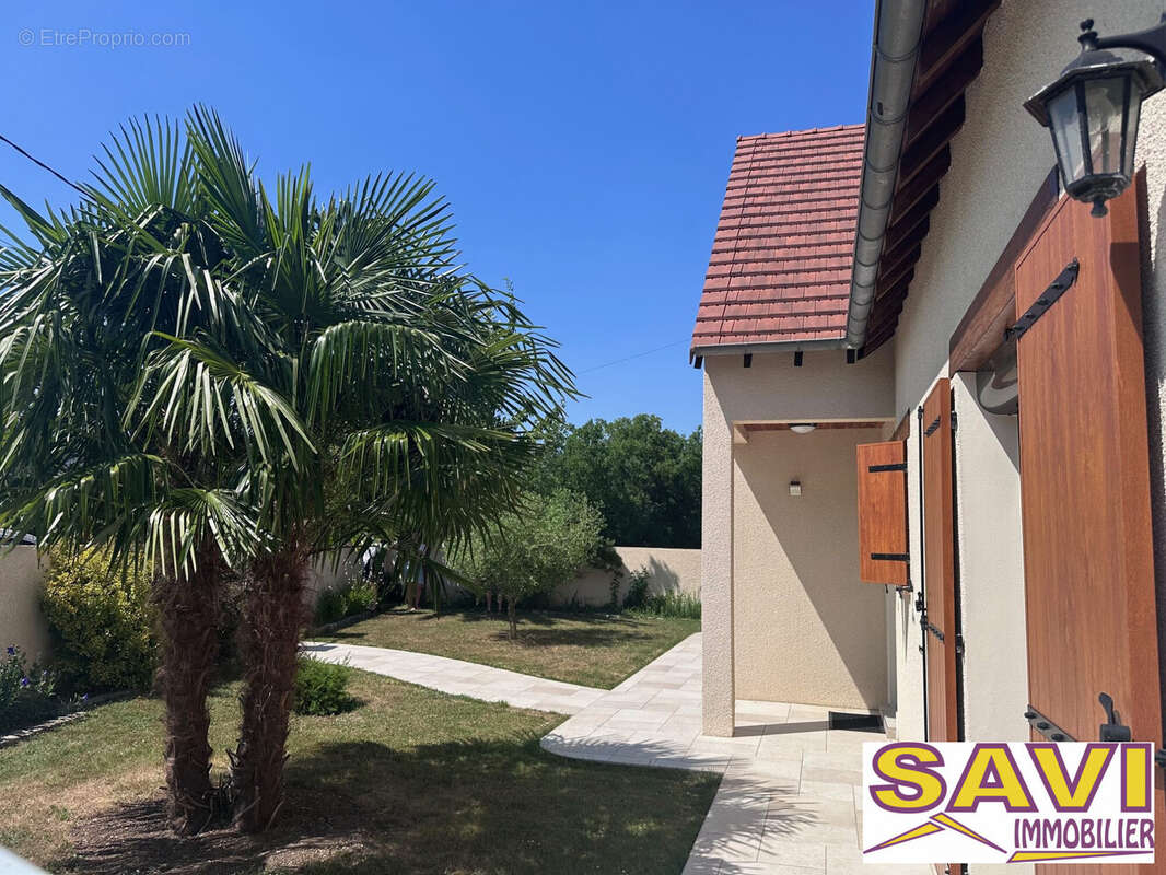 Maison à FERRIERES-EN-GATINAIS