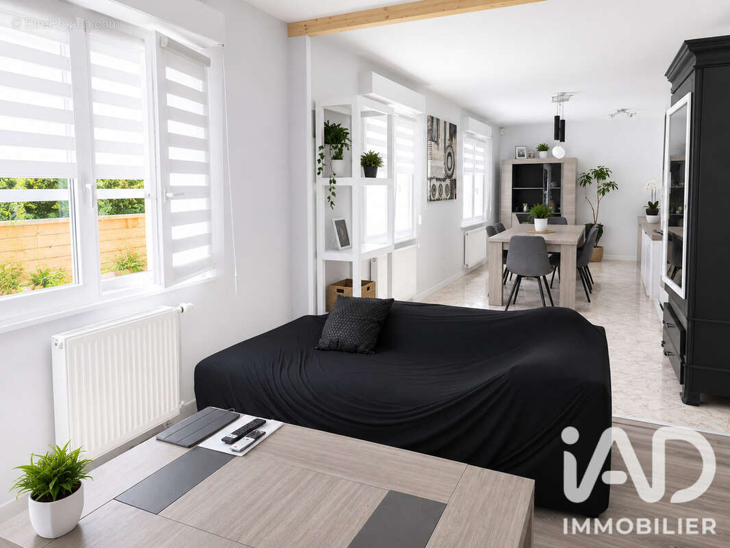 Maison 143 m² à Saone  - photo 4