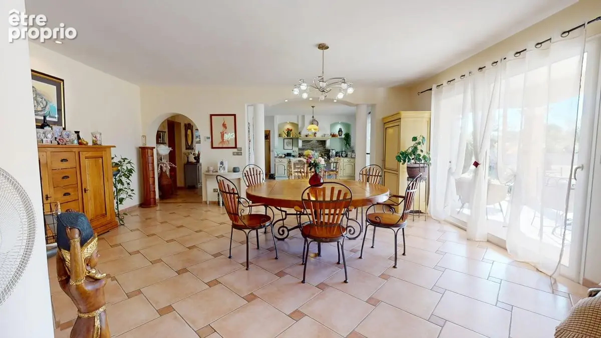 À 8 min de carcassonne - villa 5 chambres, piscine, terrain 2 750 m² - photo 4