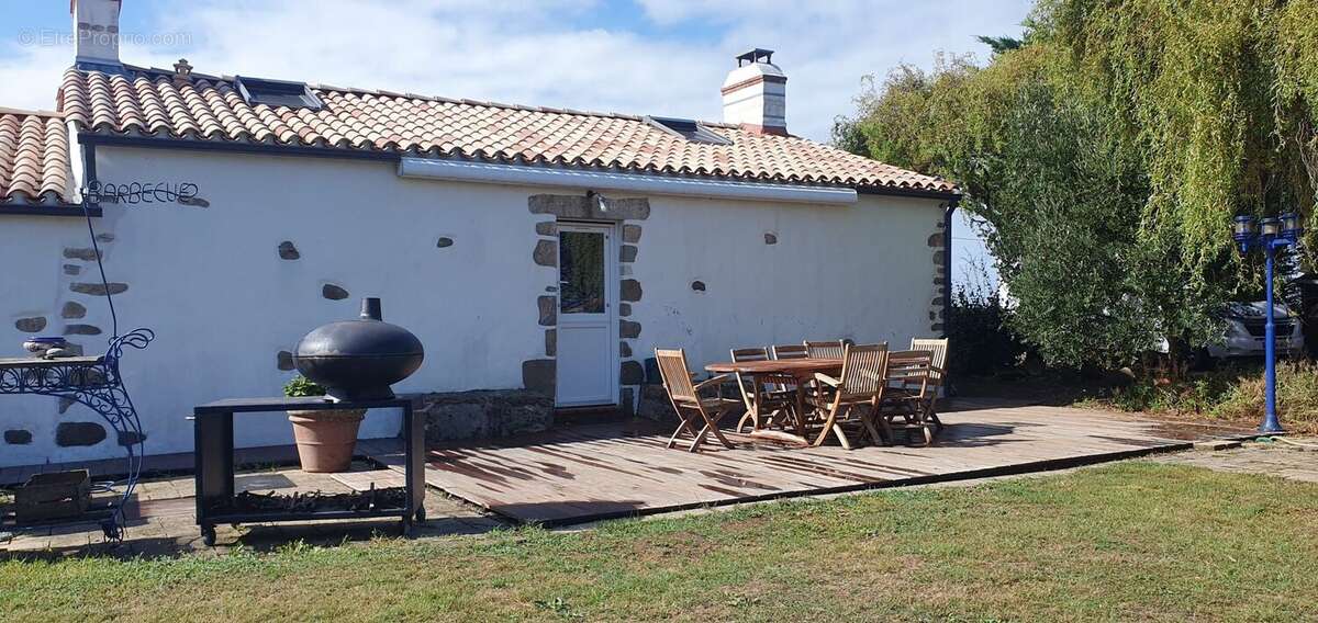 Maison à BOUIN