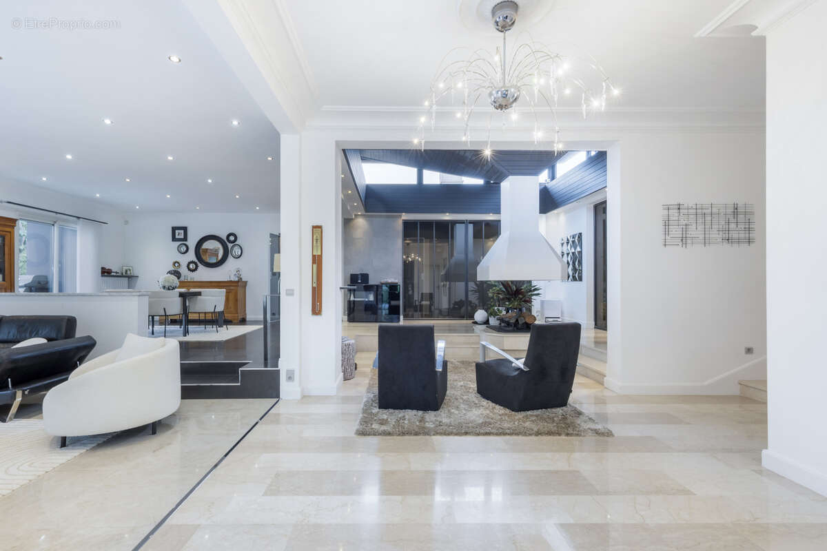 Maison d'exception  au coeur d'un beau parc arbore aux portes de rennes - photo 7
