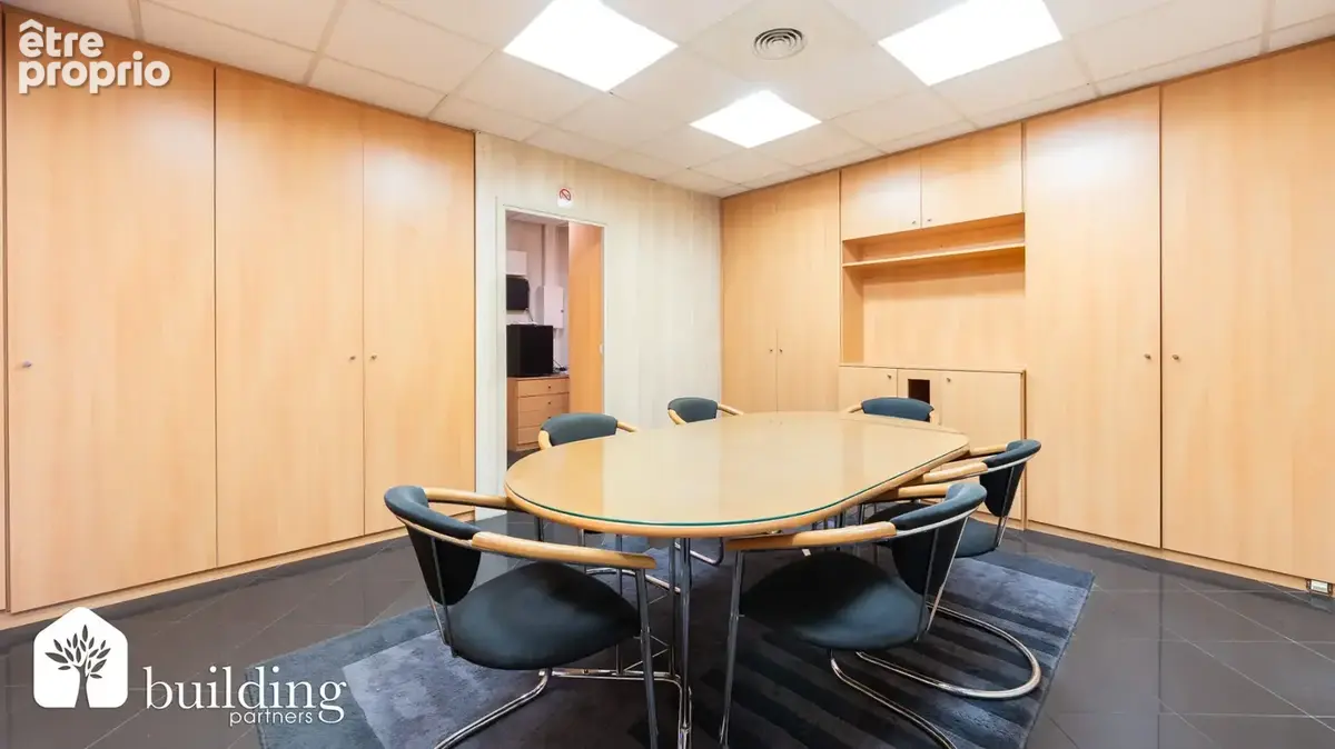 Photo Appartement à Neuilly-Sur-Seine au prix de 490 000€
