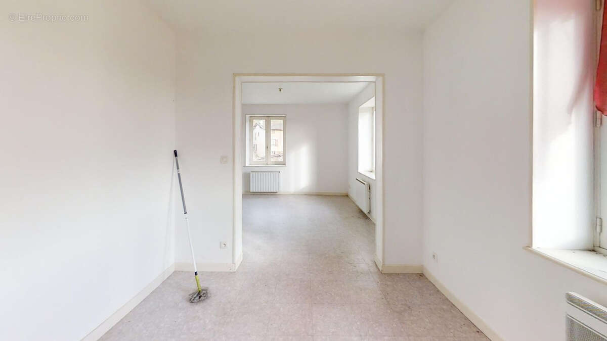 Appartement à AUBUSSON-D'AUVERGNE