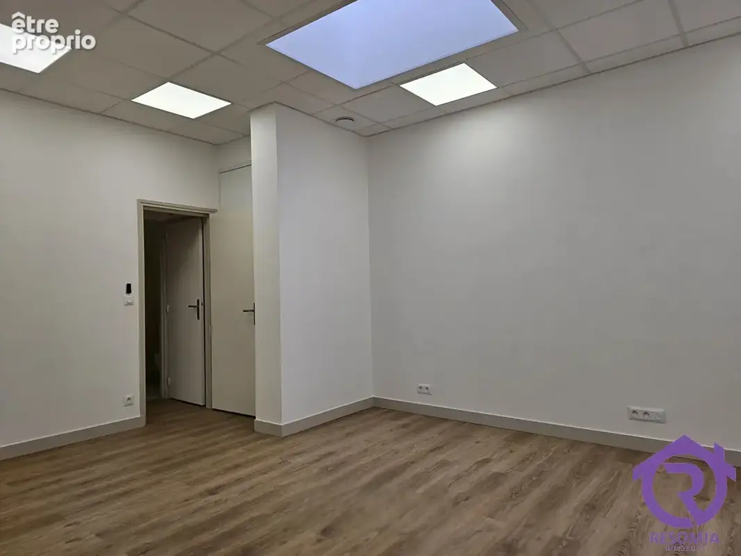 Local commercial Paris 15ème - 90 m2 - photo 5