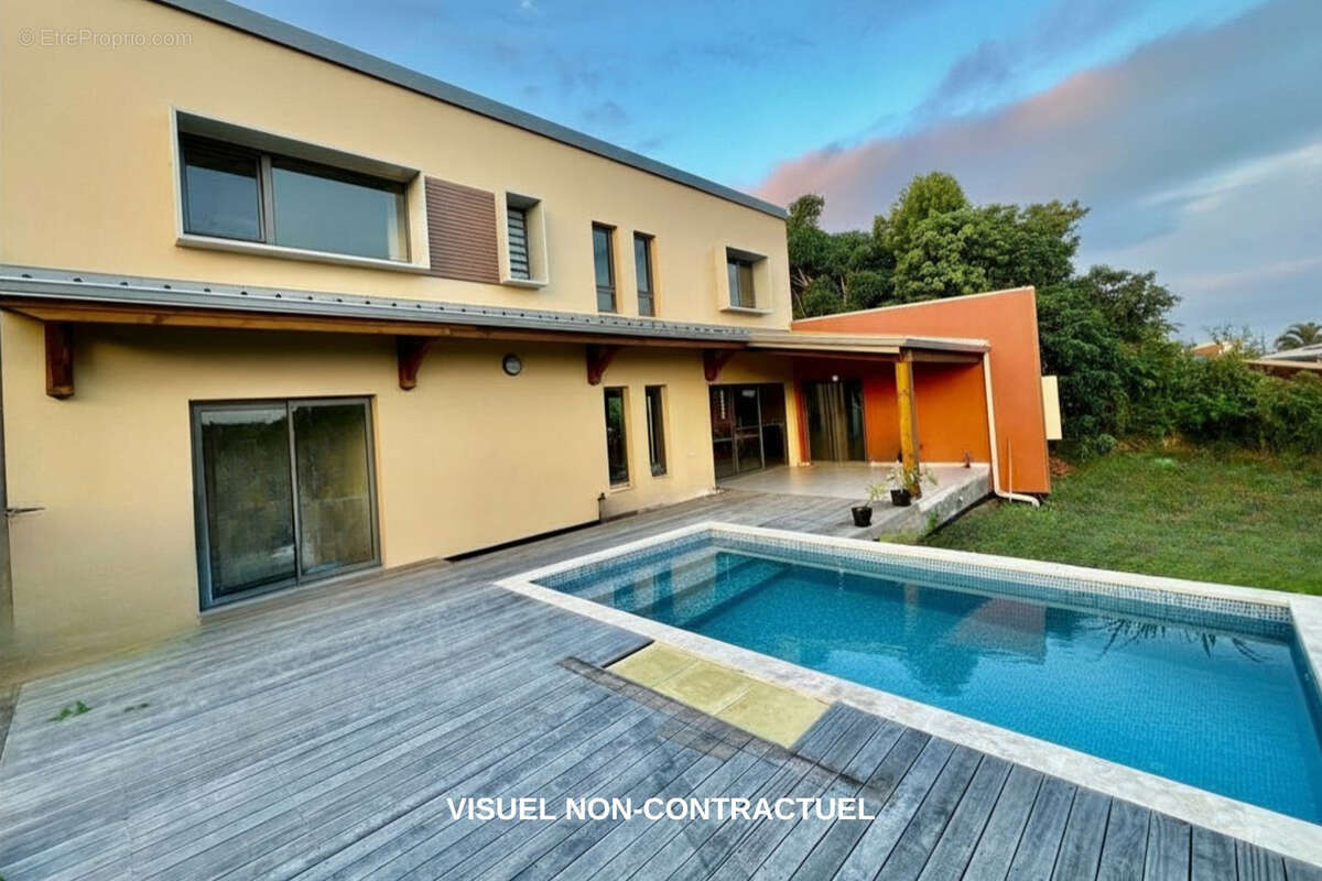 Maison à SAINT-PIERRE