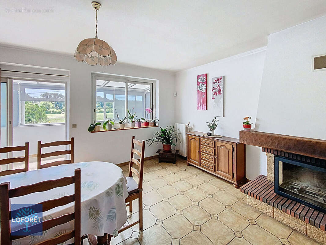 Maison à LEUVILLE-SUR-ORGE