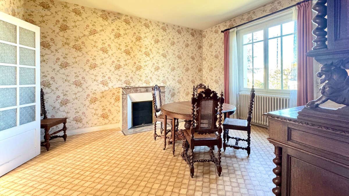 Maison à SAINT-SEBASTIEN-SUR-LOIRE