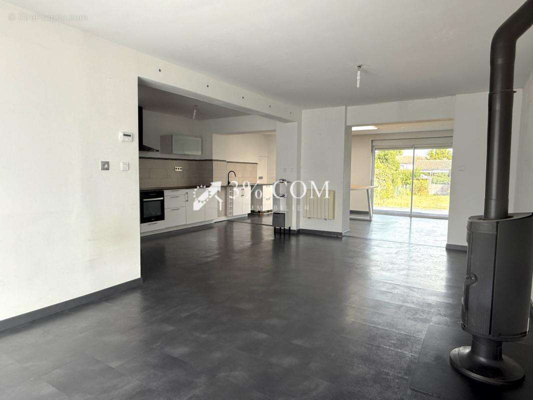 Maison à WERVICQ-SUD