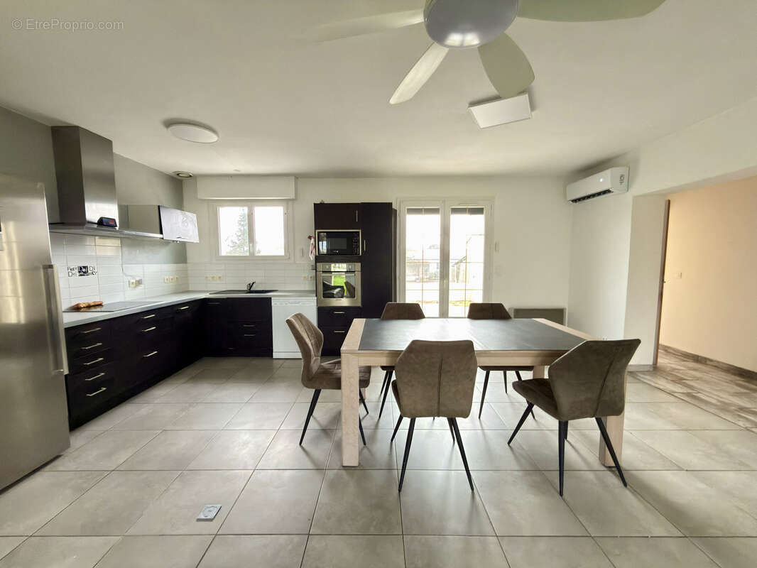 Maison à SAINT-CHRISTOPHE-DU-LIGNERON