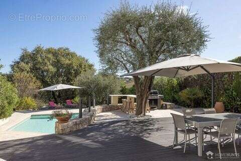 Maison à CAGNES-SUR-MER