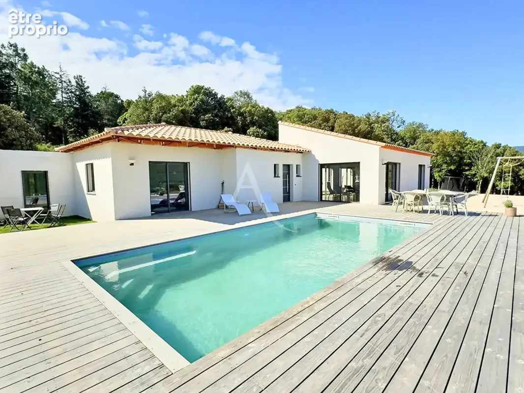 30 KM SUD PERPIGNAN :  Maison contemporaine 5 pièces 160 m² avec PISCINE, GARAGE de 150 m² et TERRAIN de 3,3 HECTARES !! - photo 2