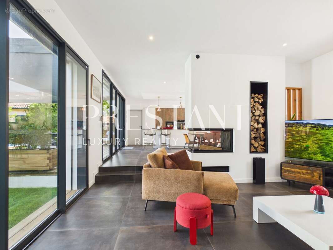 Villa contemporaine en état neuf  Anglet, proche forêt de Chiberta - photo 6