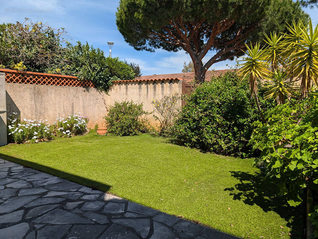 Maison à LA LONDE-LES-MAURES