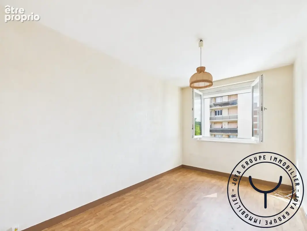 Appartement 72 m² à Troyes  - photo 3