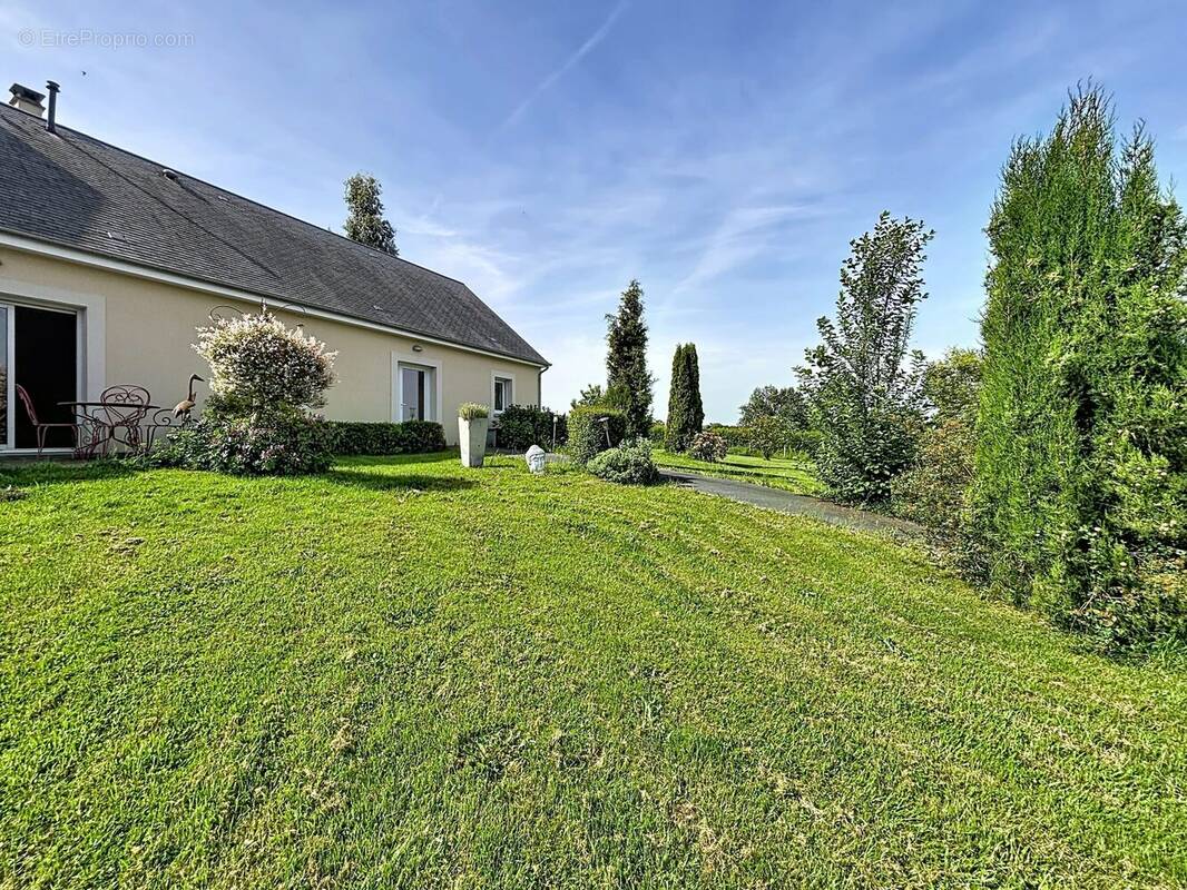 Maison à CAHAGNES