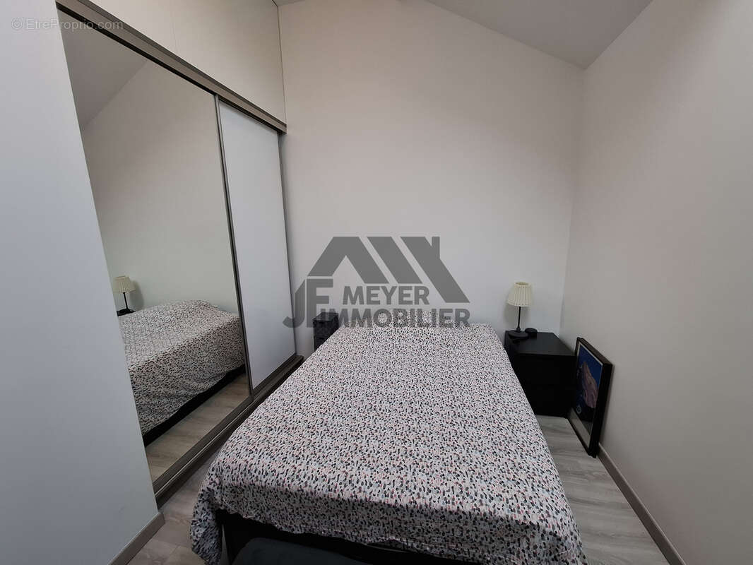 Appartement à CUSTINES