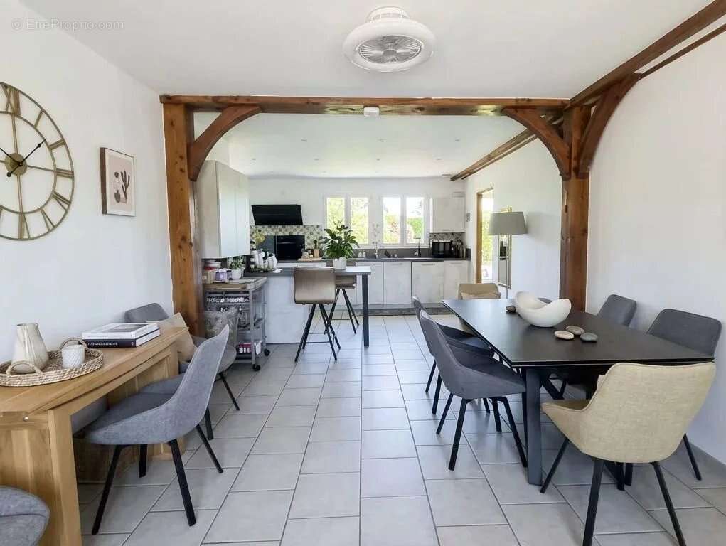 Maison à MOUHET