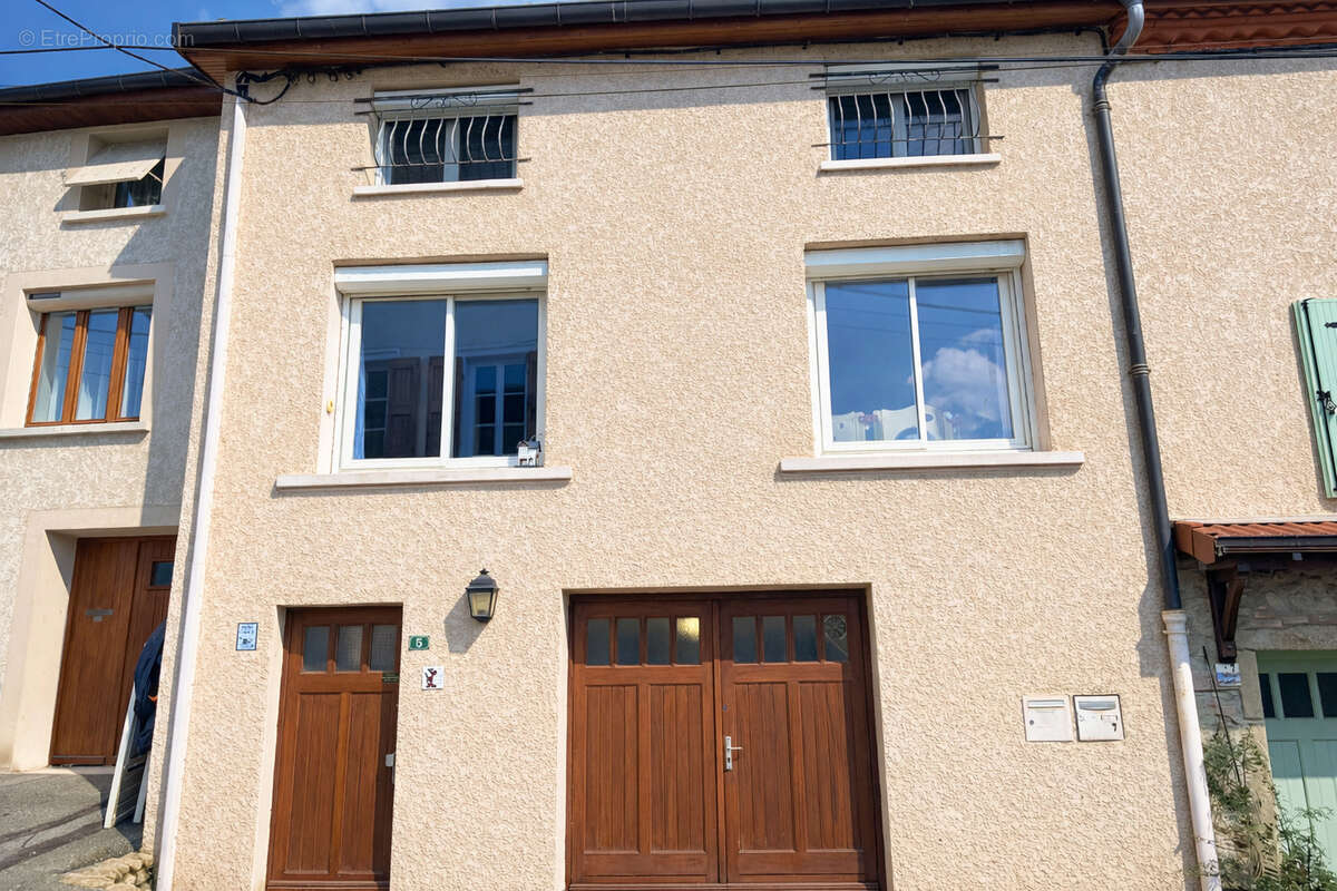 Maison à SAINT-PIERRE-DE-BOEUF