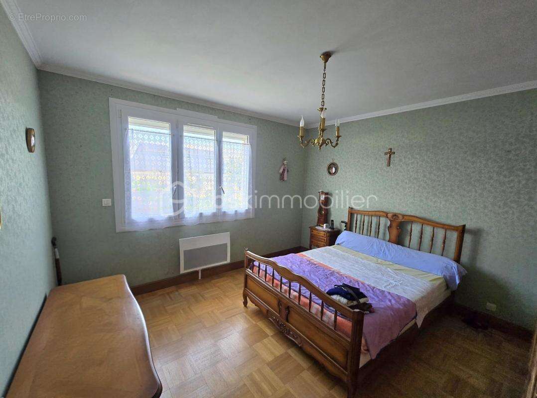 Maison à BONCHAMP-LES-LAVAL