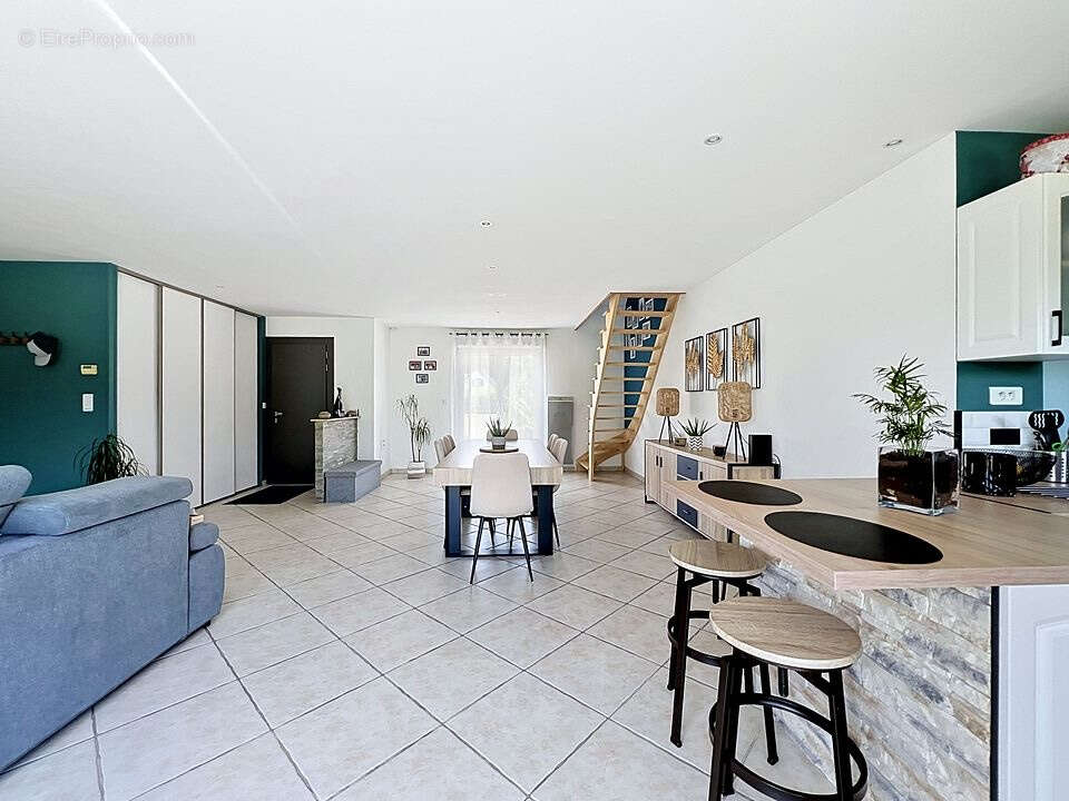 Maison à VIGLAIN