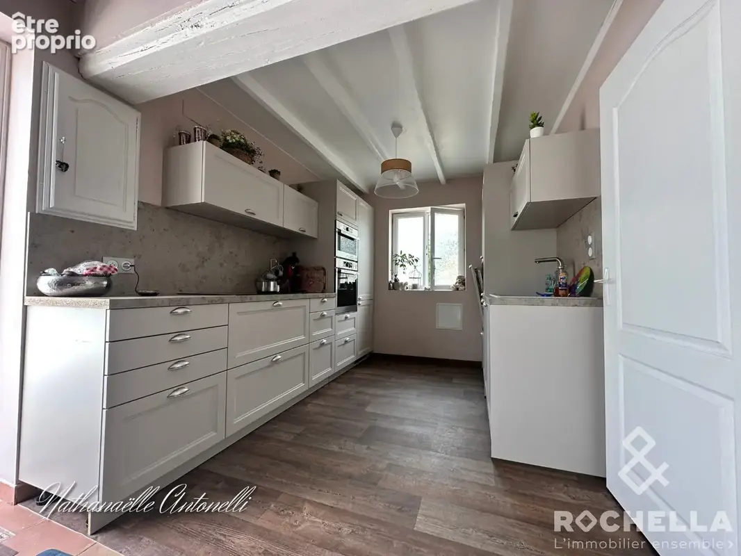 Maison 129 m² à Aujac  - photo 3