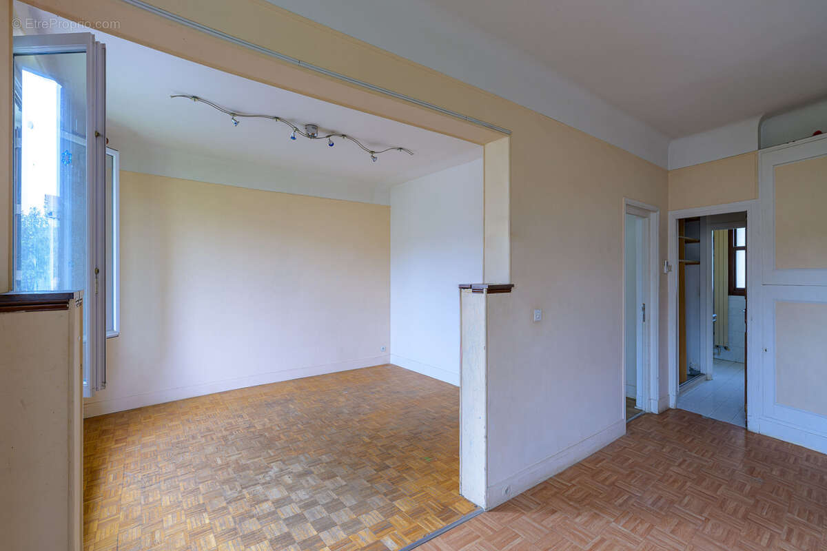 Maison à CHAMPIGNY-SUR-MARNE
