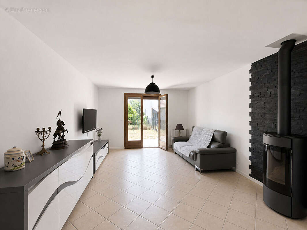 Maison 6 pièces a vendre - sainte geneviève des bois - photo 3
