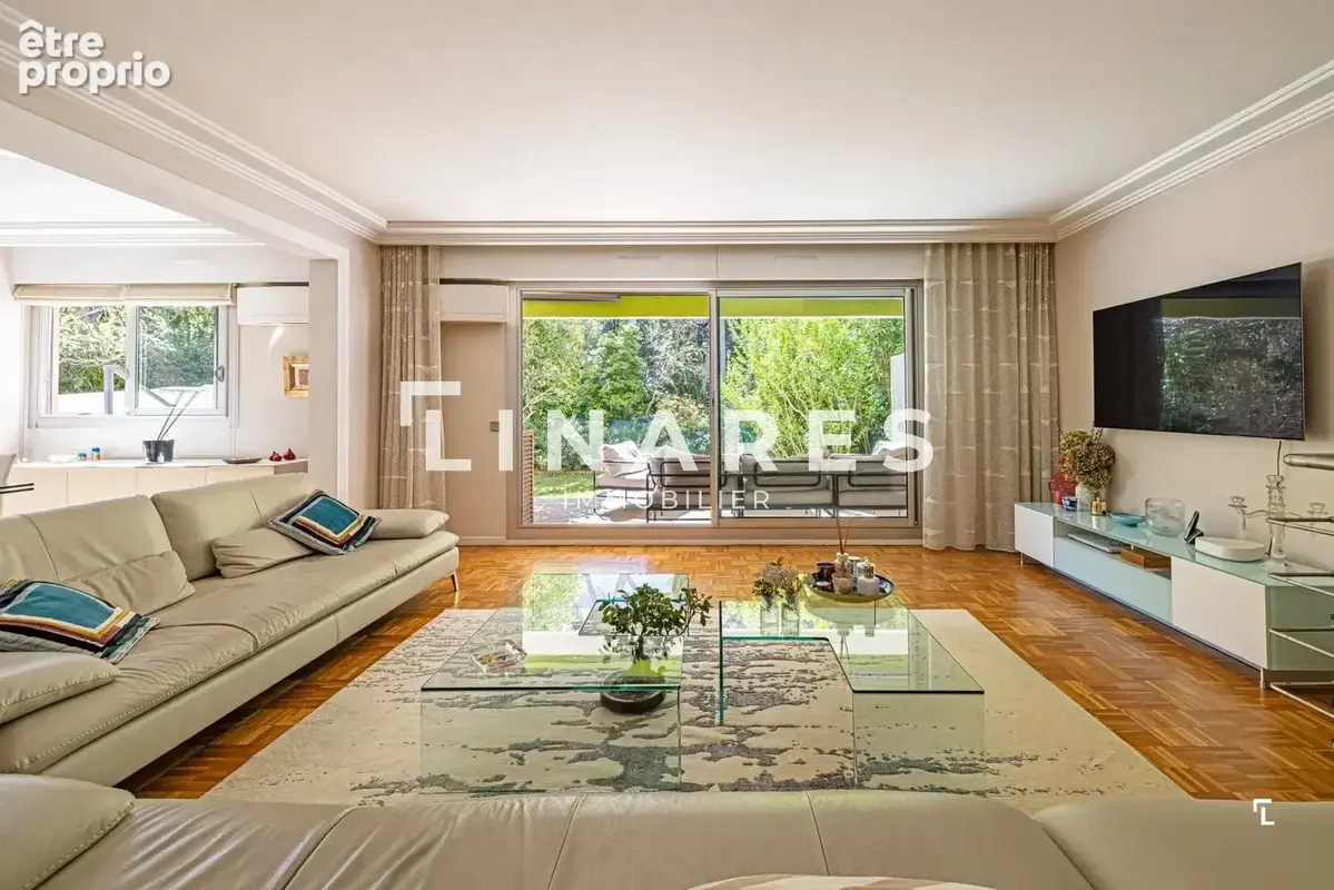 LE JARDIN SECRET - Appartement T6 de 191m2 - Jardin 250m2 - 13009 - photo 1