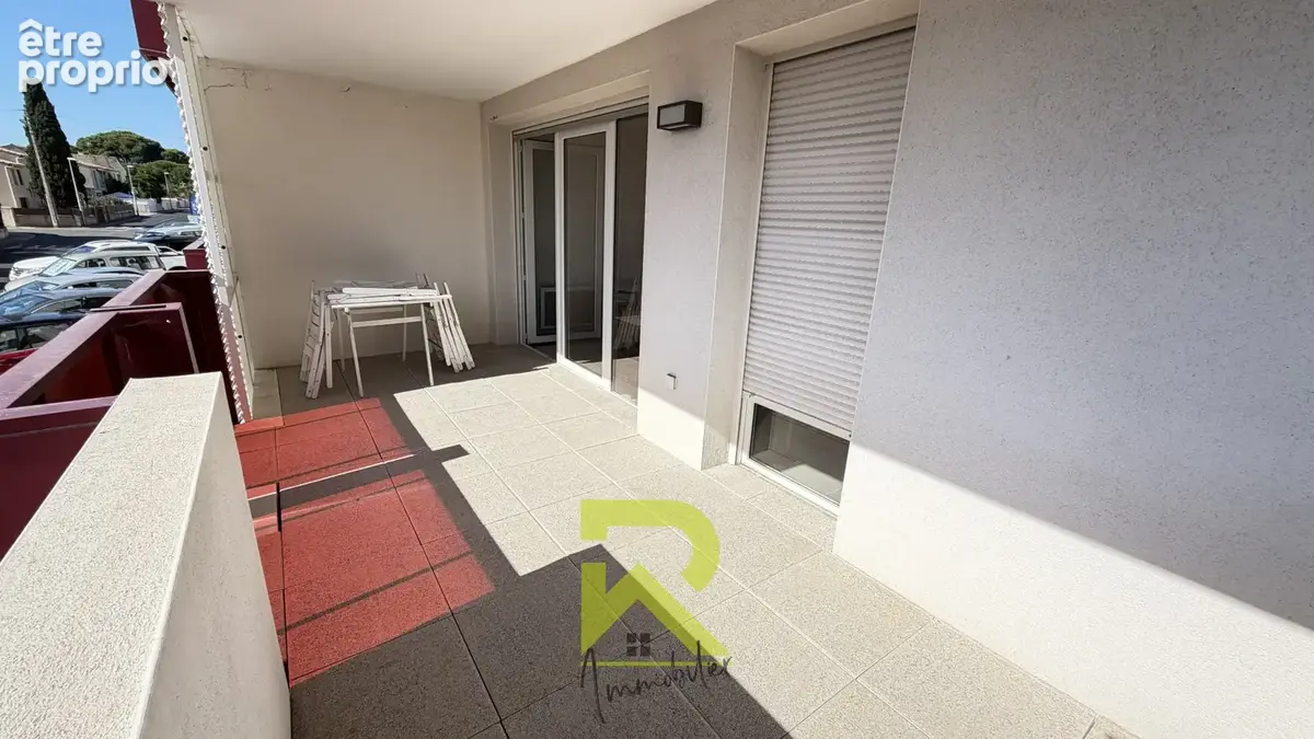 Agde   Une pépite : T2 avec ascenseur, terrasse et parking couvert sécurisé - photo 2