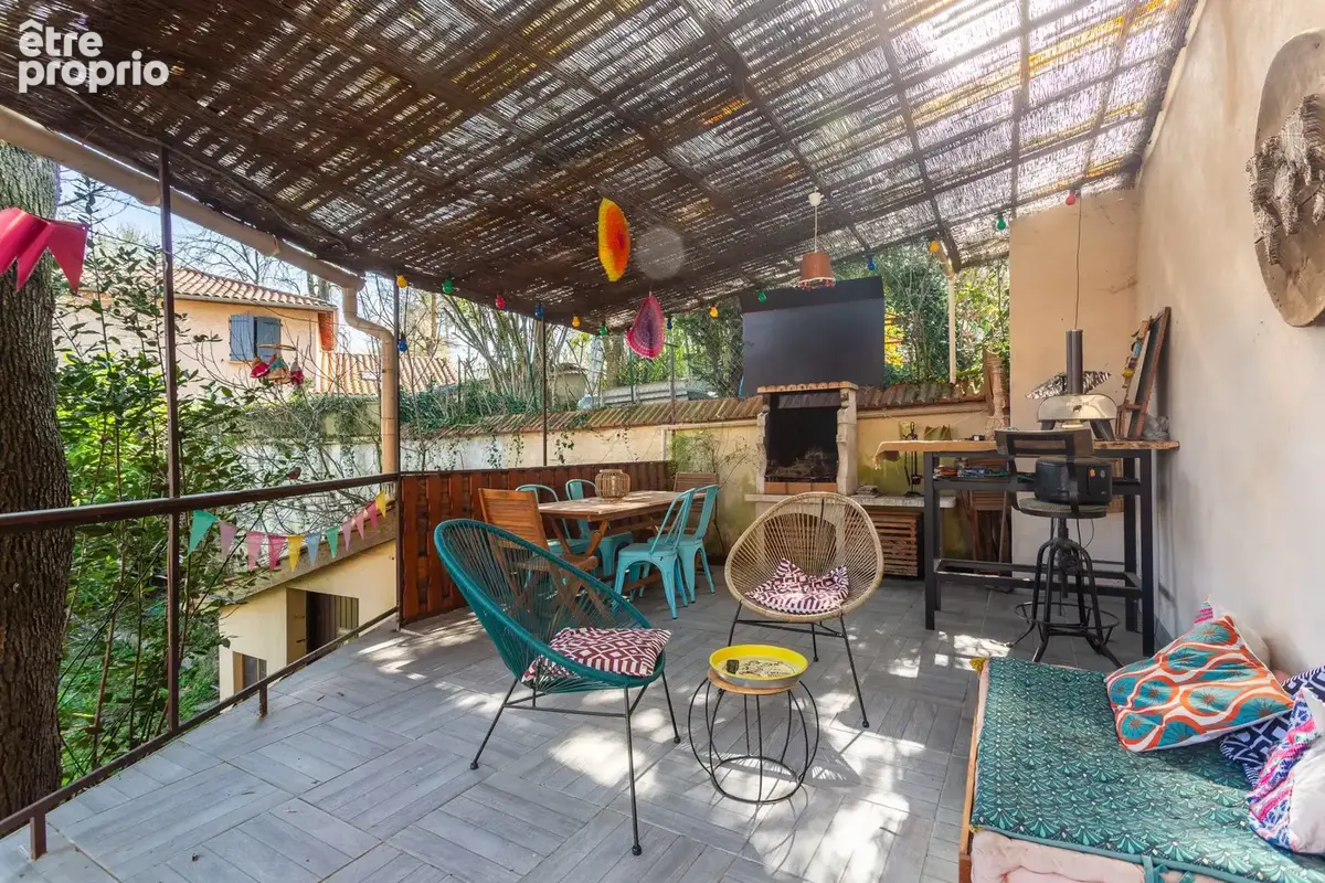 Maison 10 pièces 203 m² à vendre à Oullins (69600) - photo 2