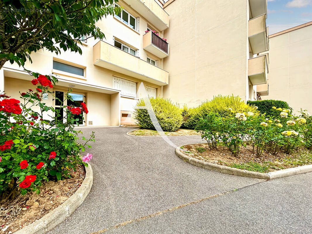 Appartement à BOIS-D&#039;ARCY