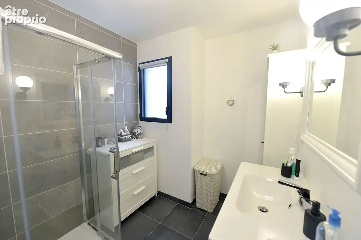 Maison 5 pièces 107 m² à vendre à Semussac (17120) - photo 8