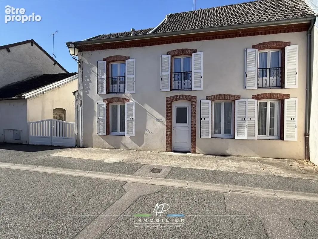 Mirebeau-sur-bèze   maison 115 m2   4 chambres   terrain en bord de rivière - photo 1