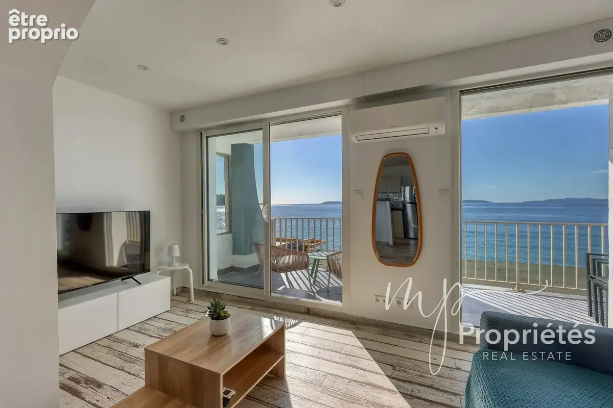 Exclusivite - à vendre le lavandou  – appartement 3 pièces – vue mer panoramique – accès direct à la plage - photo 4