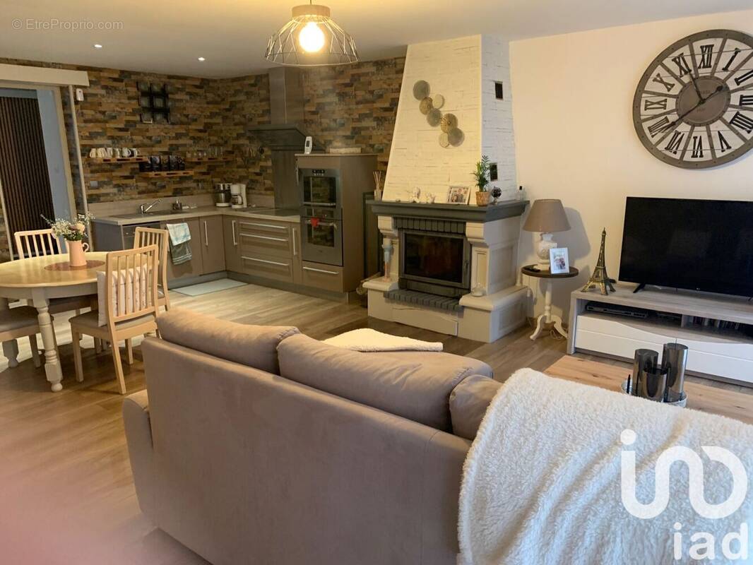 Photo 1 - Maison à VILLENEUVE-SUR-BELLOT