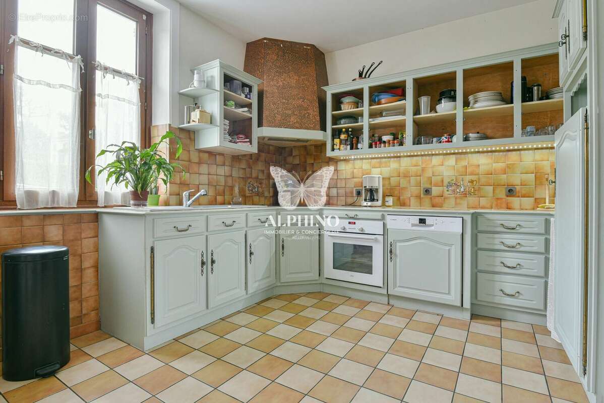 Maison à SAINT-JUNIEN