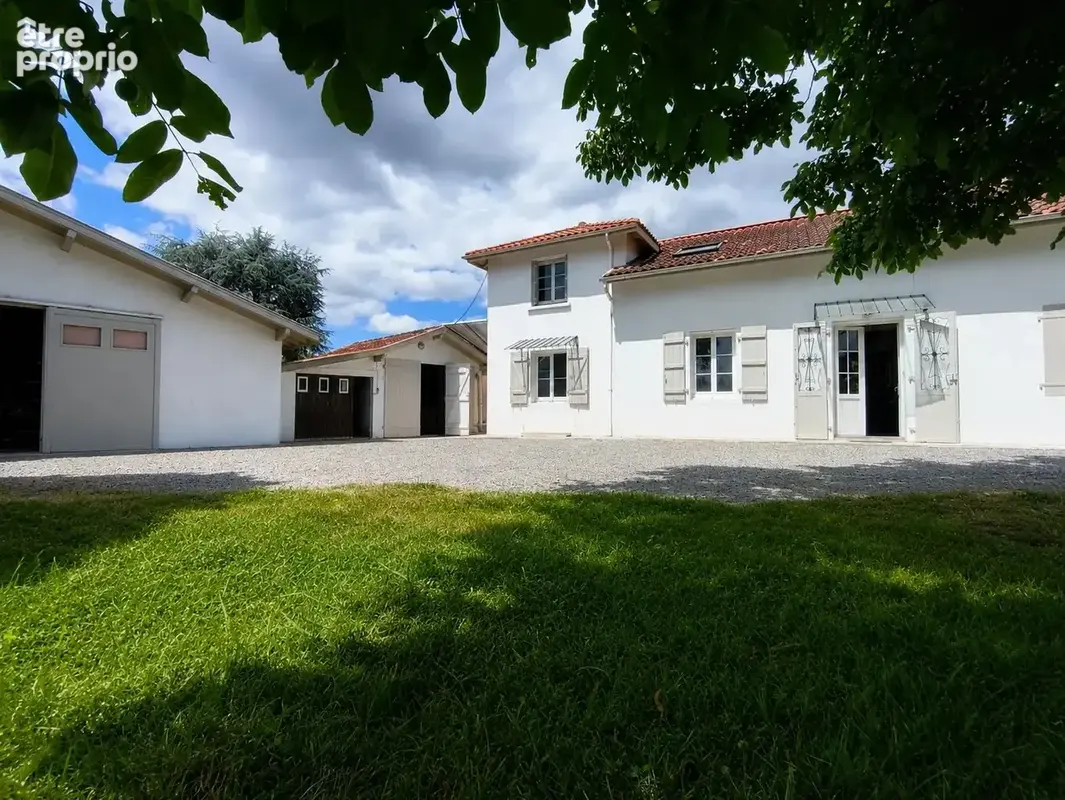 Maison à ORTHEVIELLE