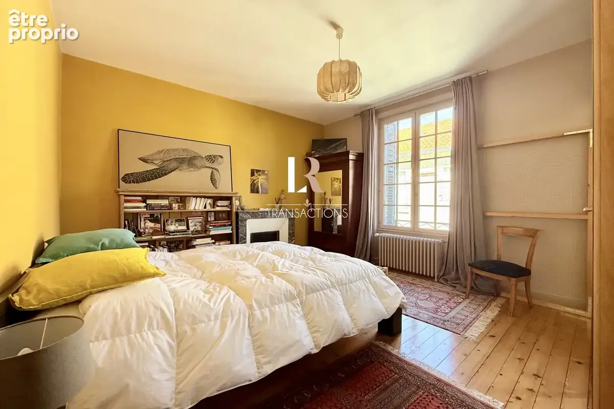 LR Transactions - La Genette - Maison de caractère avec joli jardin arboré - photo 18