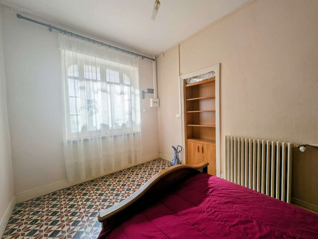 Maison à LEZIGNAN-CORBIERES