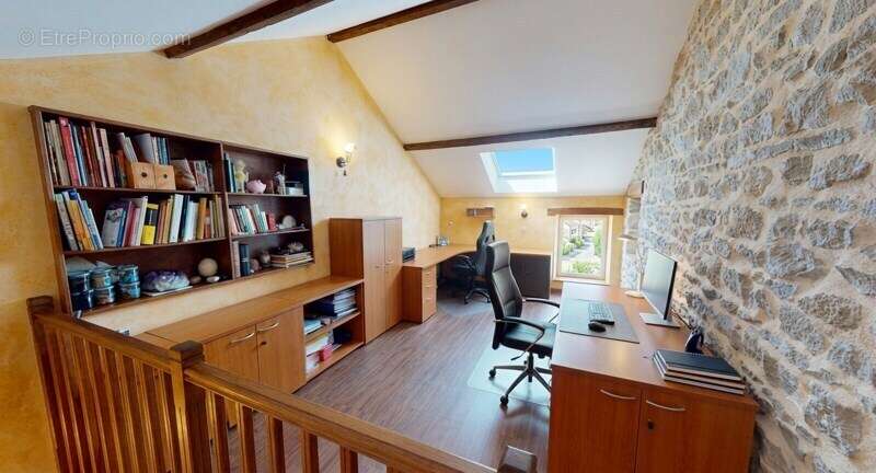 Maison en pierre de 8 pièces principales - photo 6