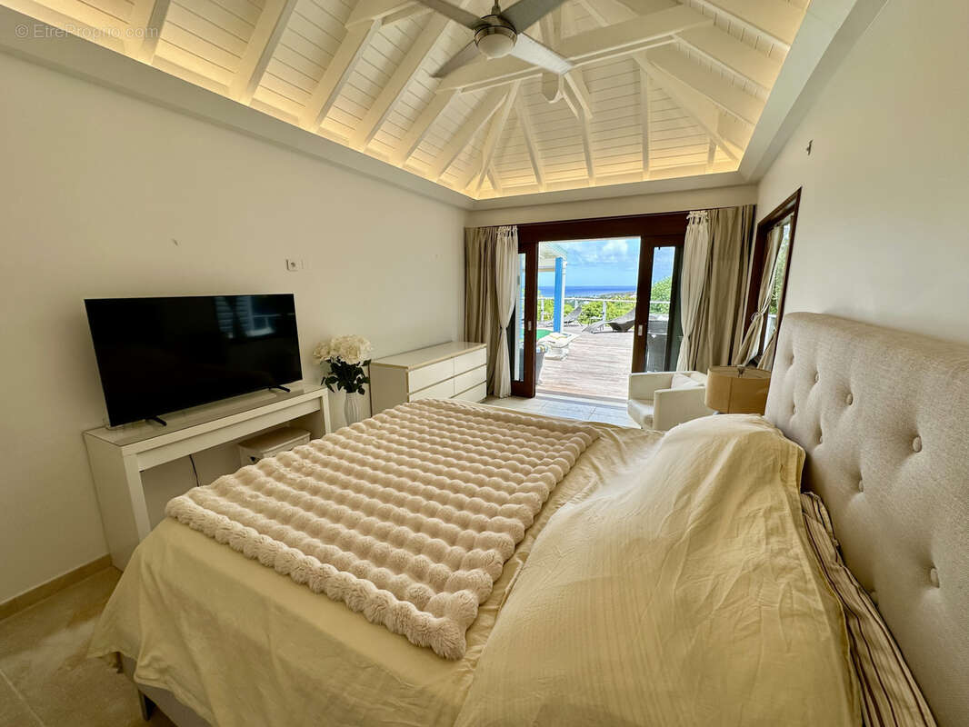 Maison à CAPESTERRE-BELLE-EAU