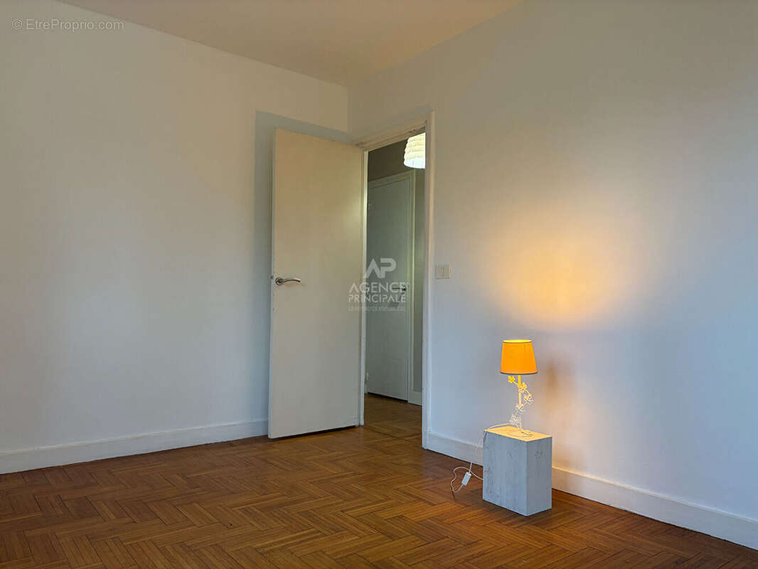 Appartement à MAISONS-LAFFITTE